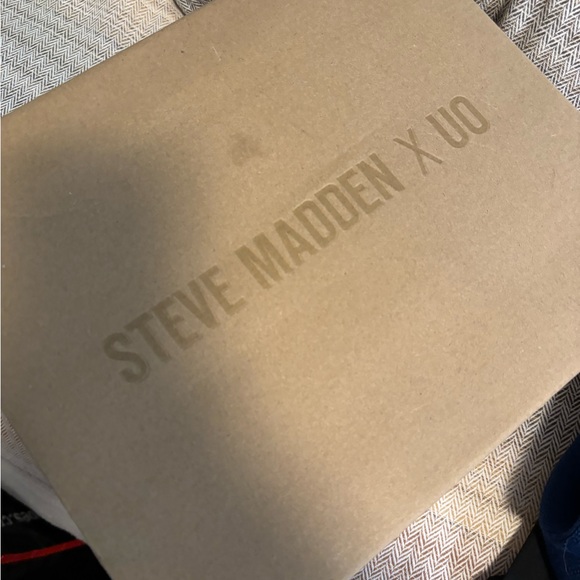 NWY Steve Madden X UO Platform Flip Flop Thong Sandal - Picture 3 of 6